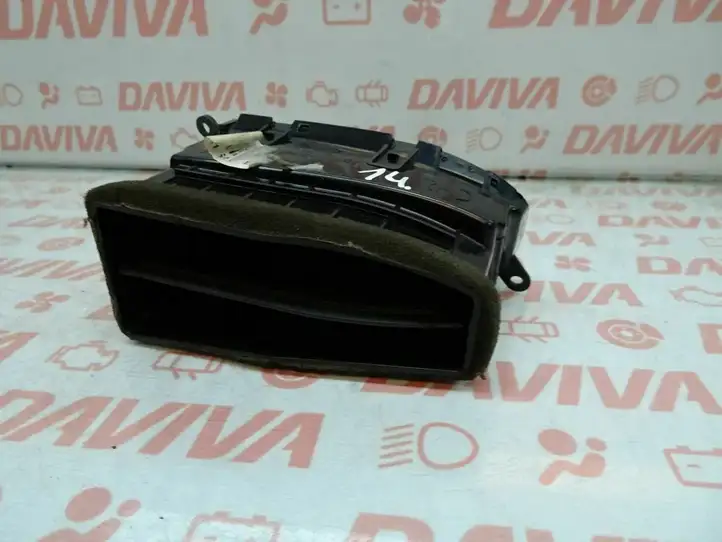 Hyundai Santa Fe (2009 - 2012) 97410-2B900 Центральный воздушный дефлектор — фото 3