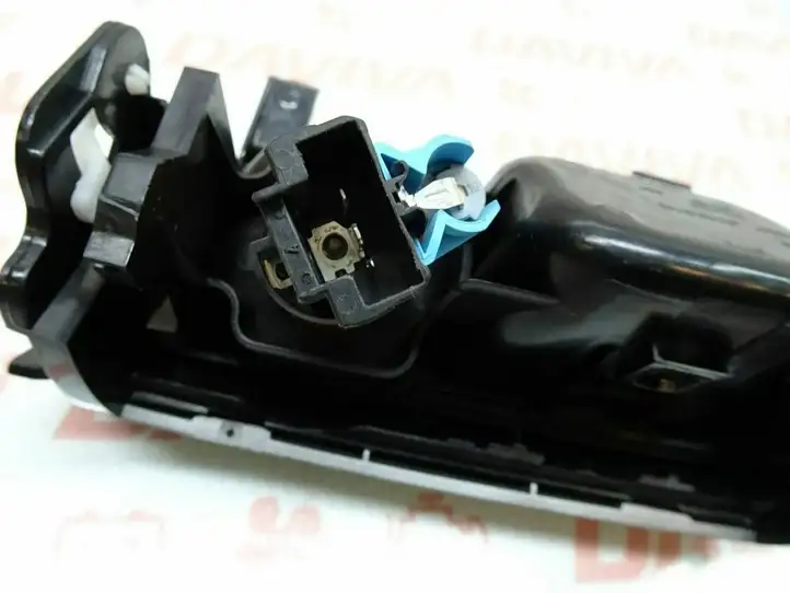 Citroen C5 (2004 - 2008) 81230142 Пепельница — фото 5