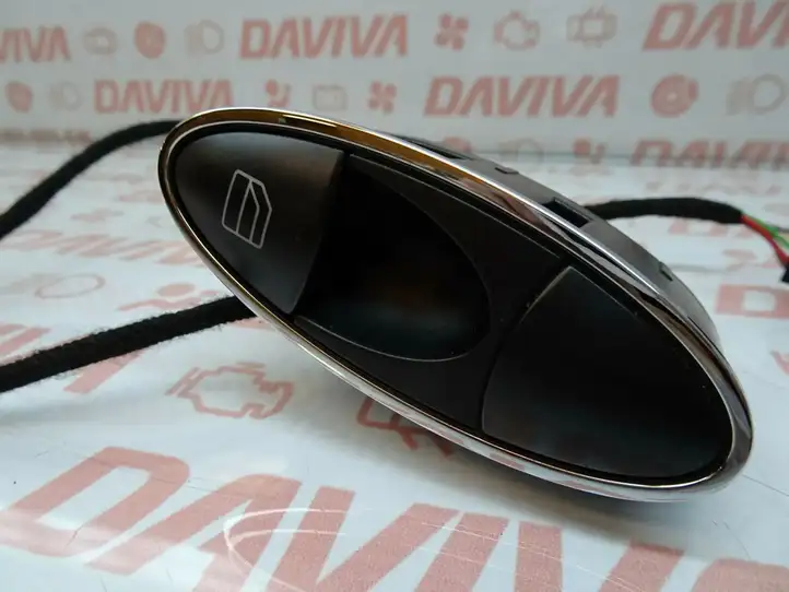 Mercedes-Benz C W204 (2007 - 2014) A2118219958 Блок кнопок стеклоподъемников — фото 3
