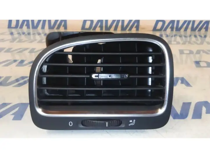Volkswagen Golf VI (2009 - 2013) 5K0819709D Боковой воздушный дефлектор — фото 1