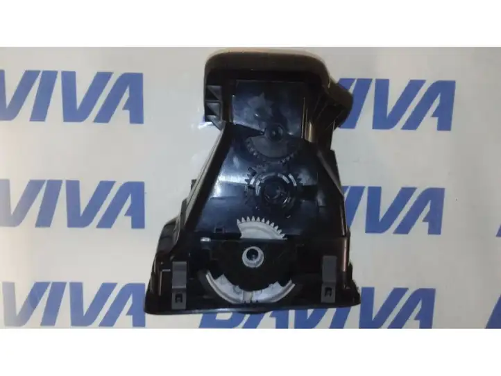 Volkswagen Golf VI (2009 - 2013) 5K0819709D Боковой воздушный дефлектор — фото 4