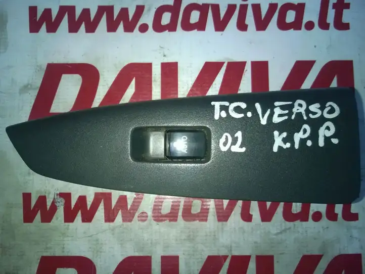 Toyota Corolla E120 E130 (2000 - 2004) 74232-13060 Кнопка стеклоподъемников — фото 2