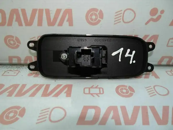 Volvo S40 (2004 - 2007) 30658448 Кнопка стеклоподъемников — фото 3