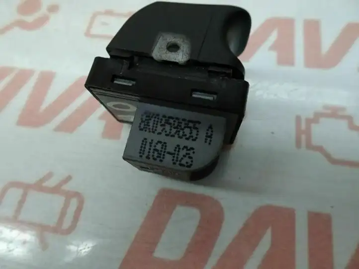 Audi A4 S4 B8 8K (2007 - 2011) 8K0959855A Кнопка стеклоподъемников — фото 4