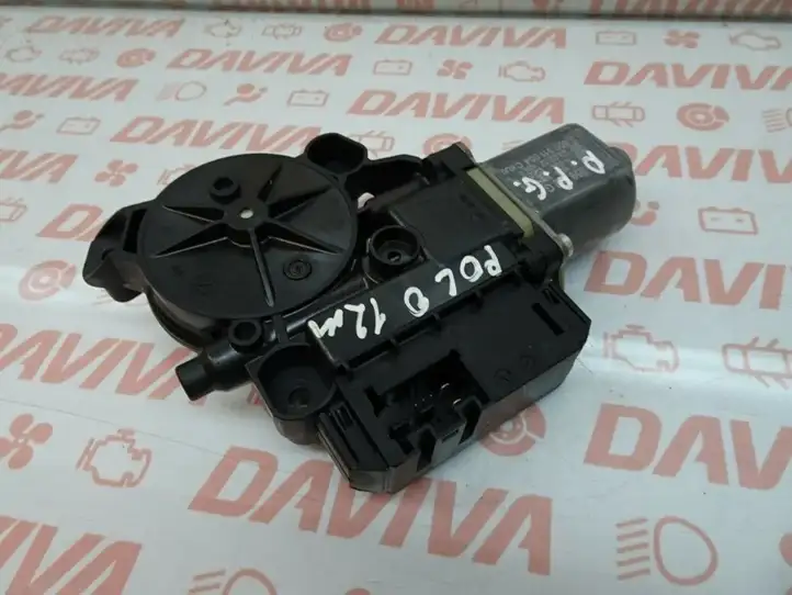 Volkswagen Polo V 6R (2009 - 2015) 0130822533 Стеклоподъемник задней двери — фото 3