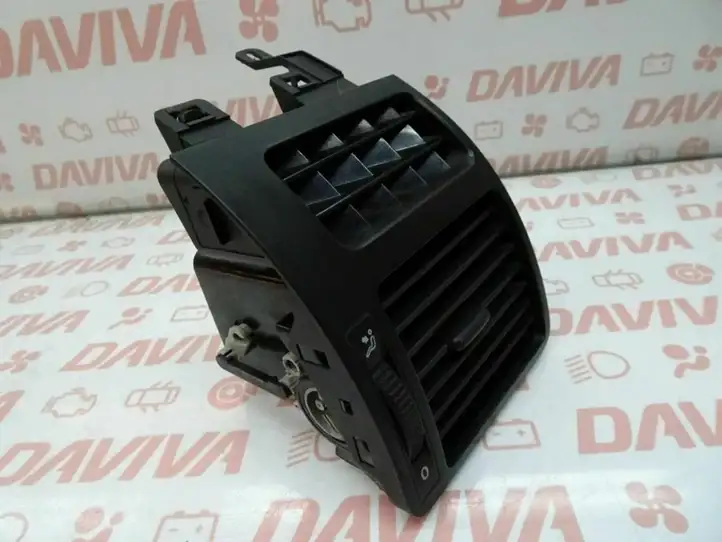 Volkswagen Touran I (2003 - 2010) 1T0819704 Боковой воздушный дефлектор — фото 2