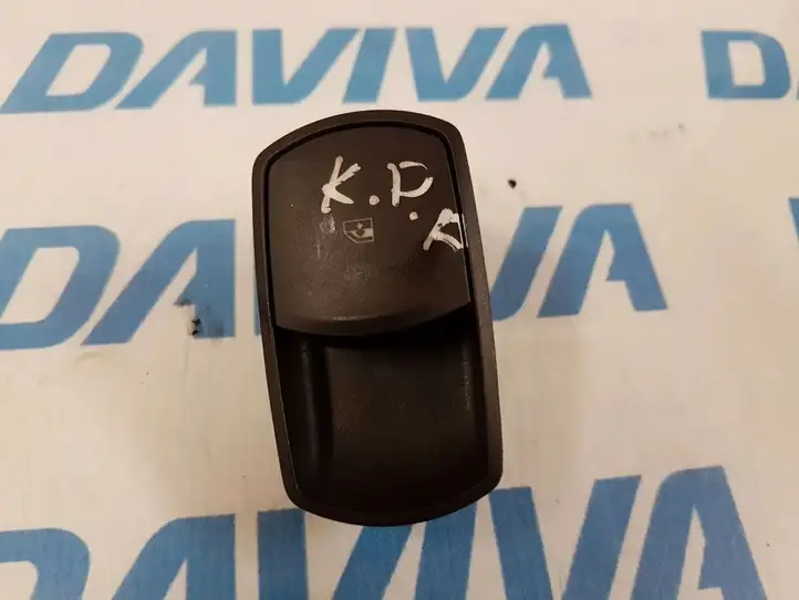 Opel Corsa D (2006 - 2010) 13189333 Кнопка стеклоподъемников — фото 1