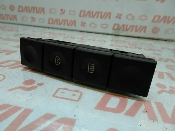 Ford Fiesta (2006 - 2008) 2S6T18K574AC Кнопка обогрева стекла — фото 1