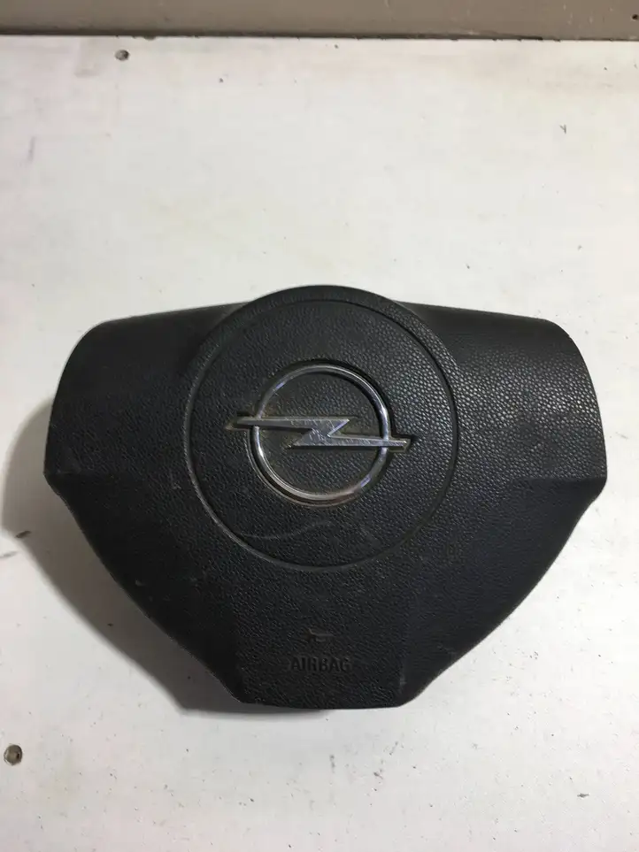 Opel Zafira B (2003 - 2006) 13111348 Подушка безопасности руля — фото 1