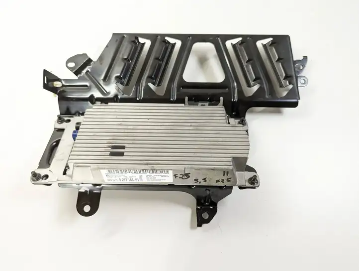 BMW X3 F25 (2010 - 2017) 9257153 Усилитель звука — фото 1