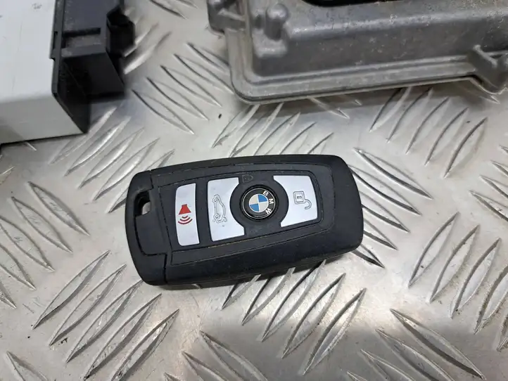 BMW 5 F10 F11 (2009 - 2016) 8616314 Комплект системы зажигания — фото 3