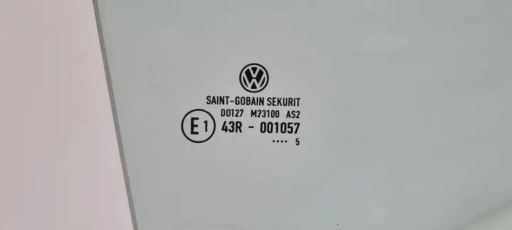 Volkswagen Golf V (2003 - 2009) 43R001057 Стекло задней двери — фото 2