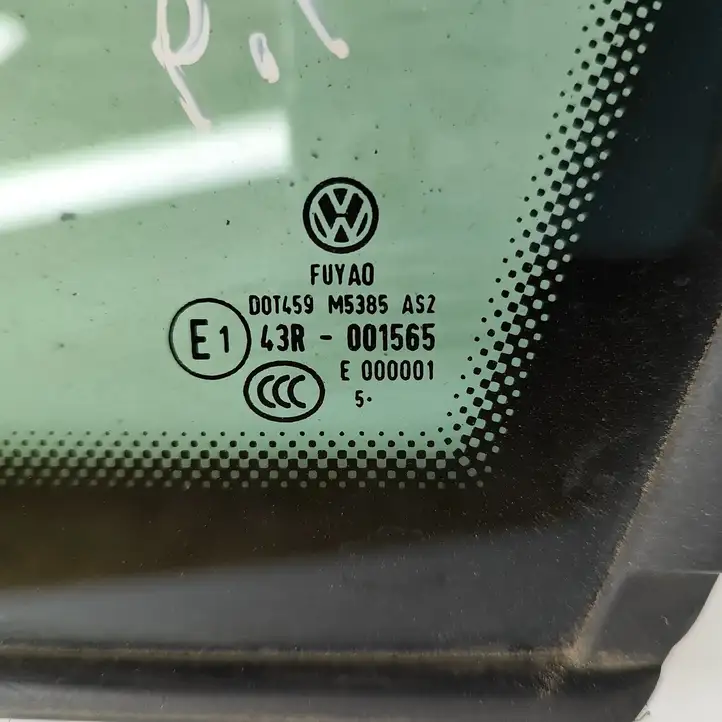 Volkswagen Golf VII (2013 - 2019) 5G0845411E Треугольное стекло кузова — фото 7