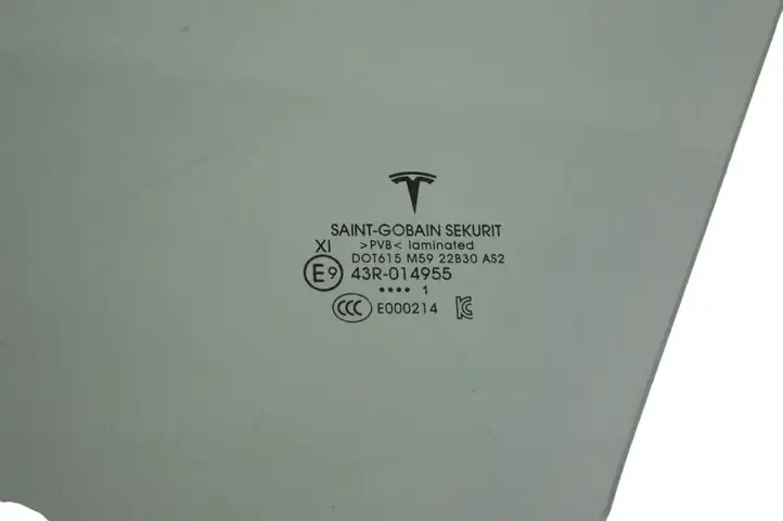 Tesla Model 3 (2017 - 2023) 43R014955 Стекло передней двери — фото 5