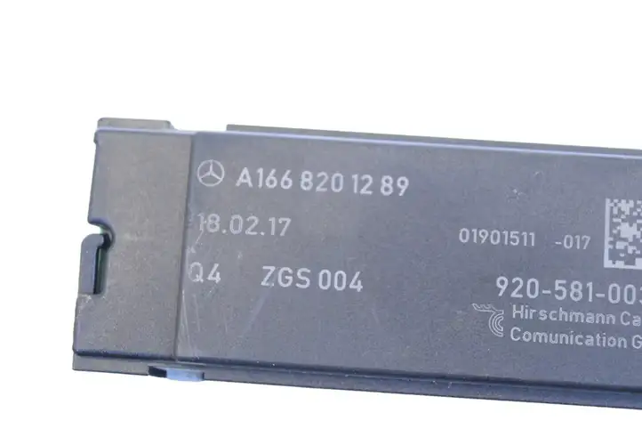 Mercedes-Benz C W205 (2014 - 2021) A1668201289 Усилитель антенны — фото 5