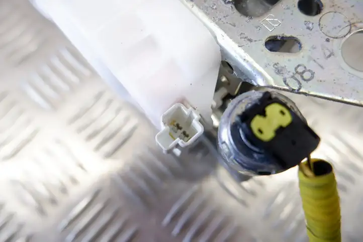 Lexus RX 450H (2008 - 2012) 7321048360 Передний ремень безопасности — фото 3