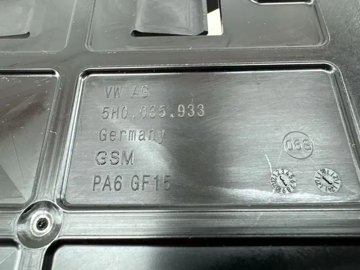 Volkswagen Golf VIII (2019 - ) 5H0035933 Кронштейн усилителя звука — фото 2