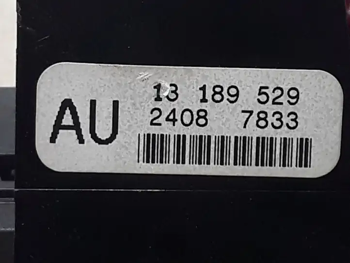 Opel Corsa D (2006 - 2010) 13189529 Включатель аварийных фонарей — фото 3