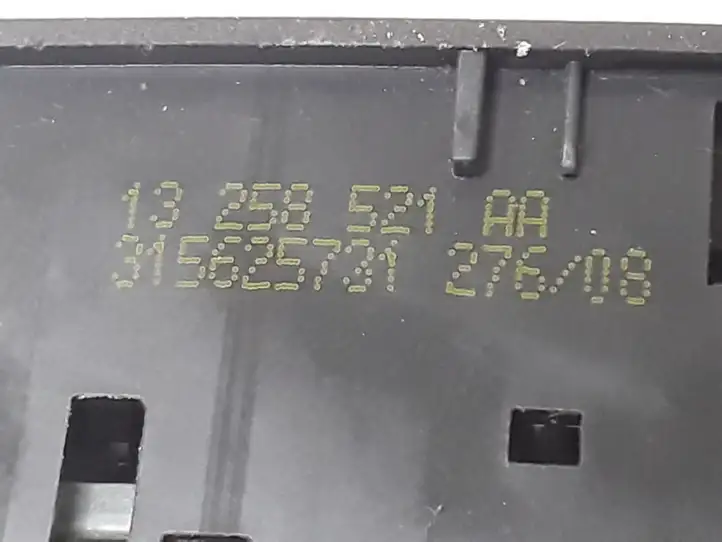 Opel Corsa D (2006 - 2010) 13258521AA Кнопка стеклоподъемников — фото 2