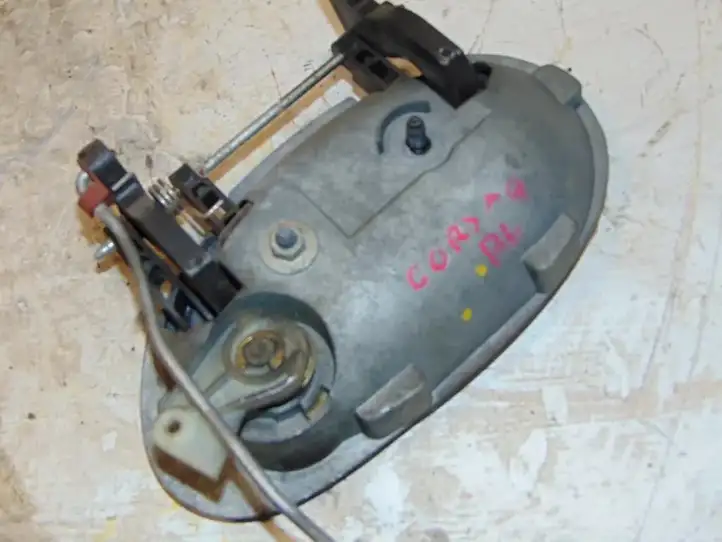 Opel Corsa C (2000 - 2003) 5138136 Наружная ручка двери — фото 2