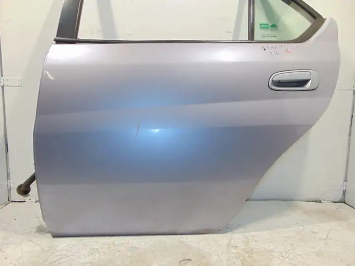 Toyota Prius (XW10) (1997 - 2003) 6700447030 Задняя дверь — фото 2