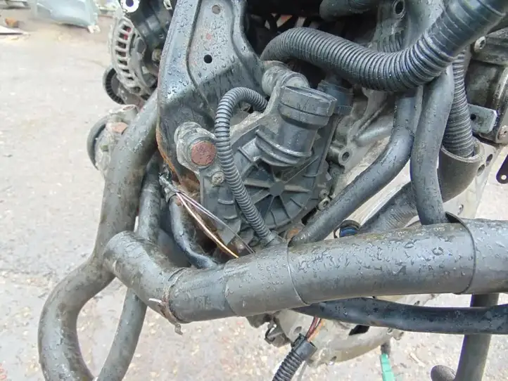 Volkswagen Jetta V (2005 - 2010) 07K131333A Насос вторичного воздуха — фото 3
