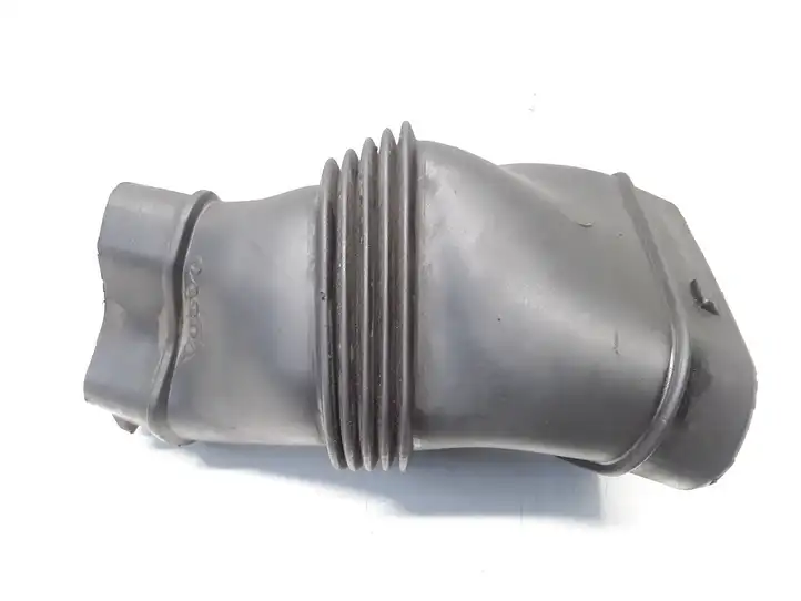 Volvo S80 (2006 - 2009) 30748216 Трубка подачи воздуха — фото 1