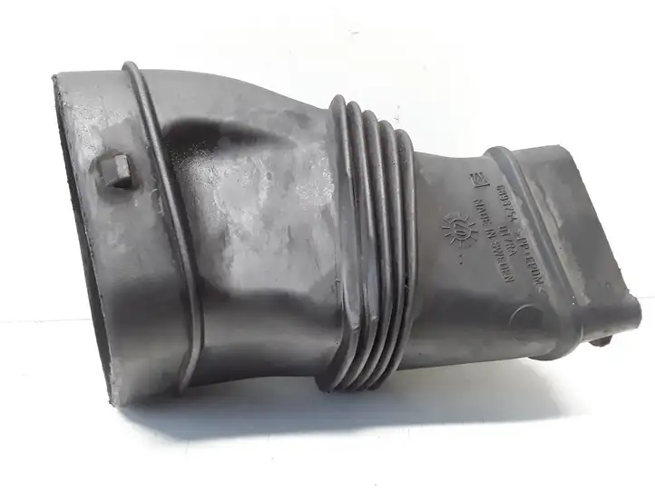 Volvo S80 (2006 - 2009) 30748216 Трубка подачи воздуха — фото 2