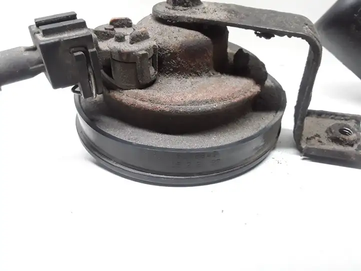 Volvo V70 (2000 - 2004) 9178849 Звуковой сигнал — фото 3