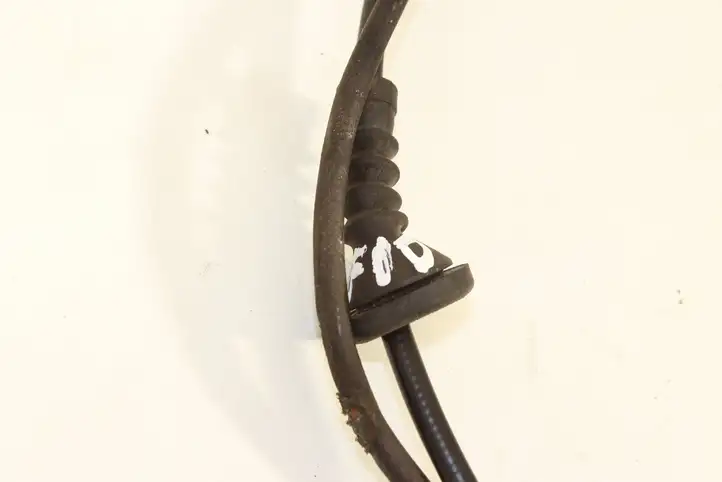 BMW 5 F10 F11 (2009 - 2016)  7255801 Трос замка капота