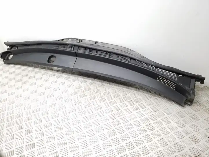 Mazda 5 (2005 - 2010) CC29507P1 Жабо стеклоочистителей — фото 1