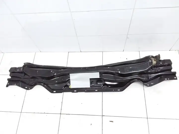 Toyota Auris E180 (2012 - 2018) Жабо стеклоочистителей — фото 1