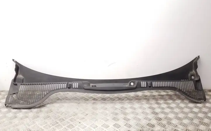 Skoda Octavia Mk2 (1Z) (2004 - 2013)  1Z1819415F Накладки стеклоочистителей (жабо)