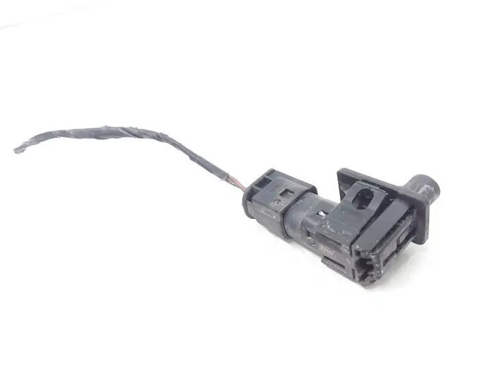 BMW 3 E46   9119052 Датчик закрывания капота