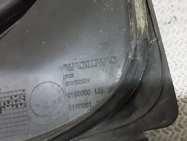 Volvo S60 (2000 - 2004) 9190000 Жабо стеклоочистителей — фото 2