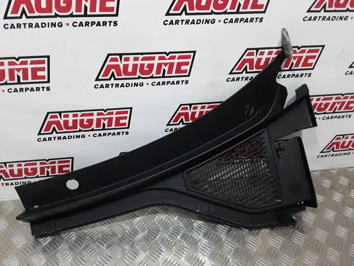 Volkswagen T-Roc (2017 - )  2GB819403 Накладки стеклоочистителей (жабо)