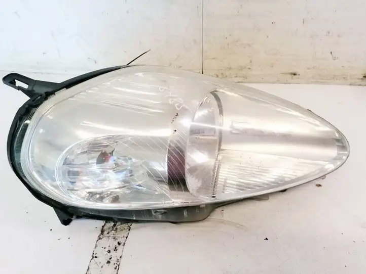 Fiat Grande Punto (2005 - 2014) 89101388 Передняя фара — фото 1