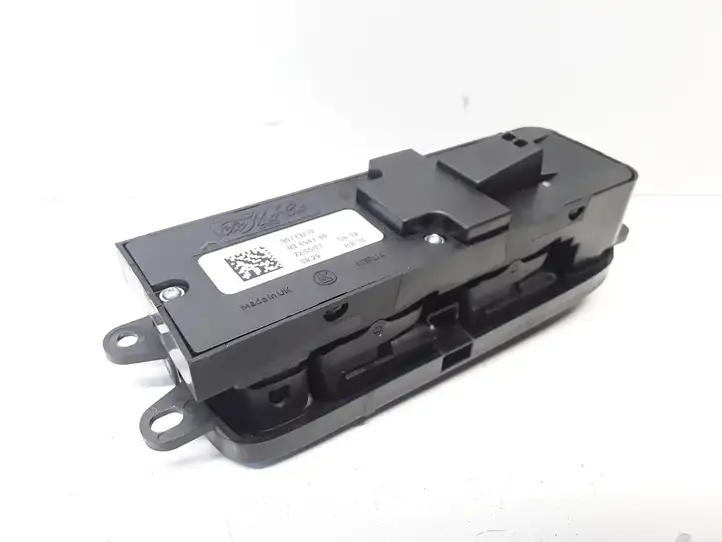 Volvo V50 (2004 - 2008) 30773212 Блок кнопок стеклоподъемников — фото 2