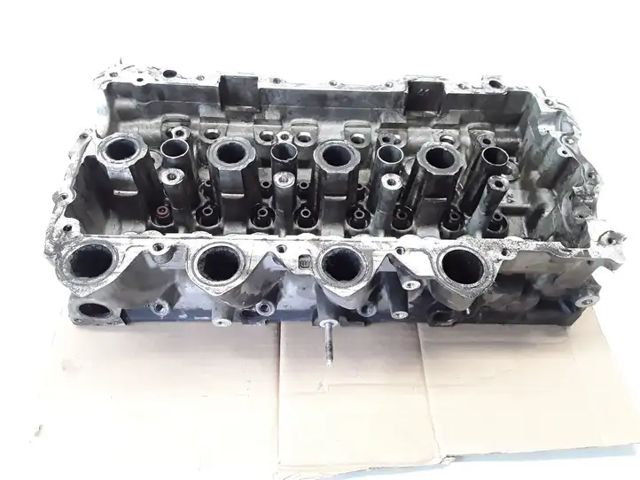 Volvo V50 (2004 - 2008) 9655911480 Головка блока цилиндров — фото 3