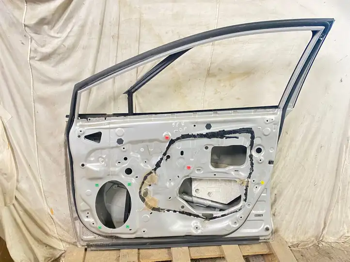 Toyota Avensis T270 (2009 - 2012) 1F7 Дверь — фото 4