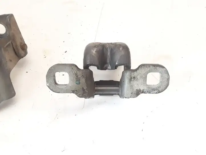 Renault Megane II (2006 - 2008) Петли передней двери (комплект) — фото 4