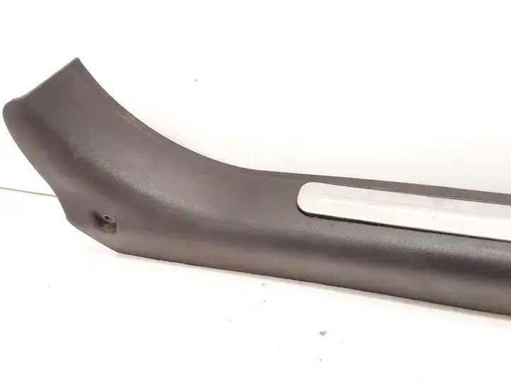 Alfa Romeo 147 (2000 - 2004) 735263945 Внутренняя отделка переднего порога — фото 2