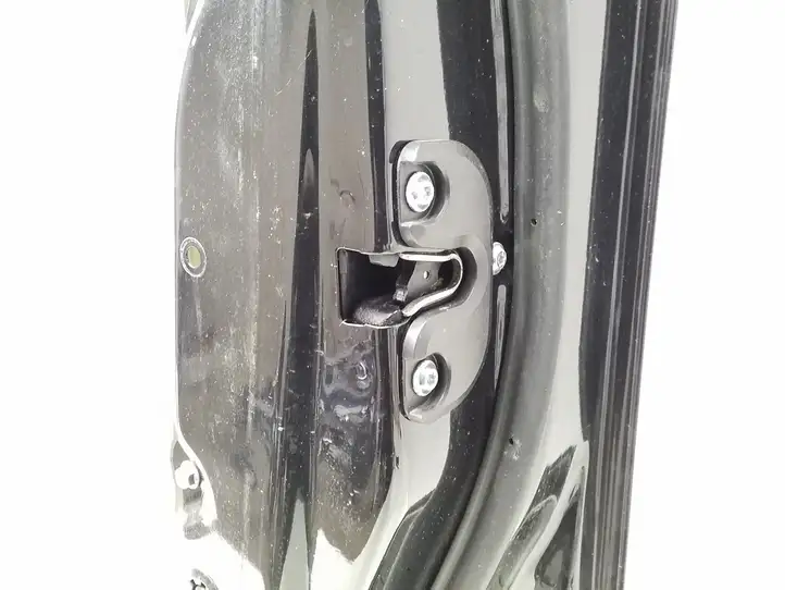 Chevrolet Captiva (2011 - 2013) Дверь — фото 2