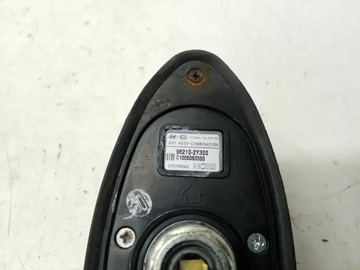 Hyundai ix35 (2009 - 2013) 962102Y300 GPS антенна — фото 4