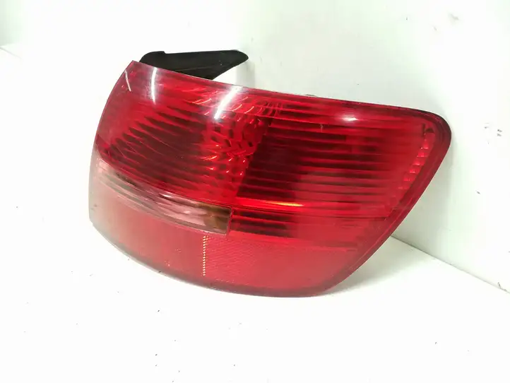 Audi A6 S6 C6 4F (2008 - 2011) 89036920 Задний фонарь в кузове — фото 2