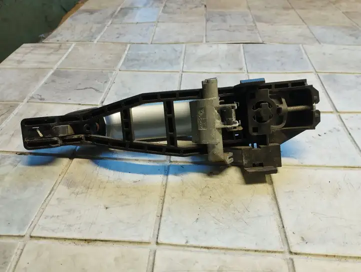 Ford S-MAX (2006 - 2010) 6M21U224A36A Наружная ручка двери — фото 3