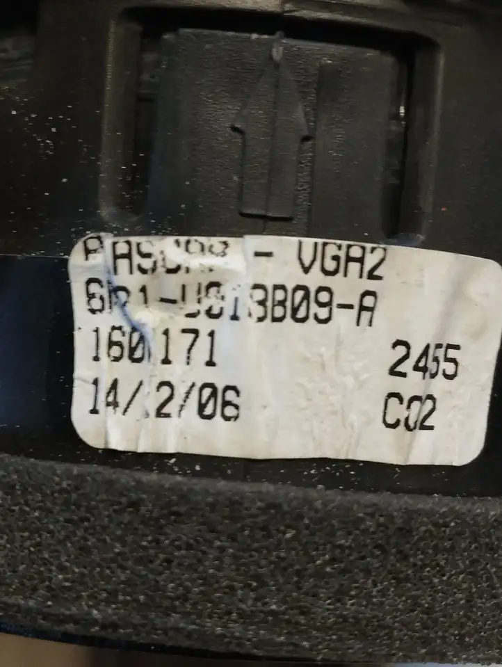 Ford S-MAX (2006 - 2010) 6M21U018B09A Боковой воздушный дефлектор — фото 2