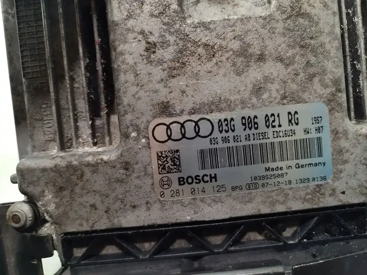 Audi A3/S3 8P (2004 - 2008) 03G906021RG Блок управления двигателем (ЭБУ) — фото 5