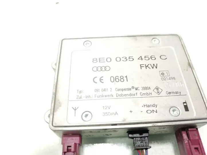 Audi A4 S4 B7 8E 8H (2004 - 2009) 8E0035456C Усилитель антенны — фото 4