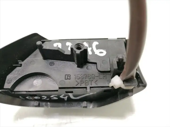 Mazda MPV (1999 - 2006) 153769 Кнопки на рулевом колесе — фото 3